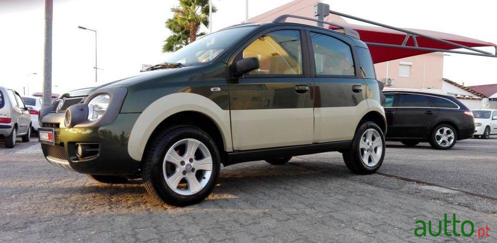 2009' Fiat Panda 1.3 16V M-Jet 4X4 Cross photo #1