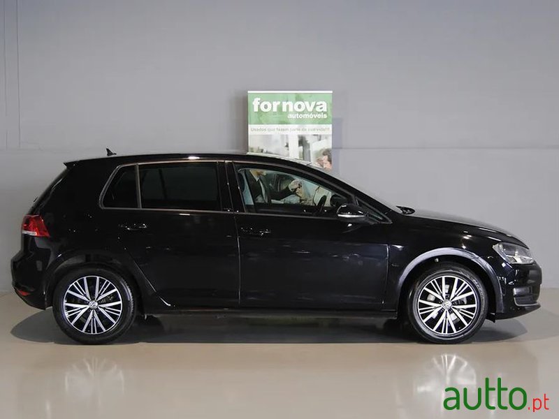 2016' Volkswagen Golf photo #5