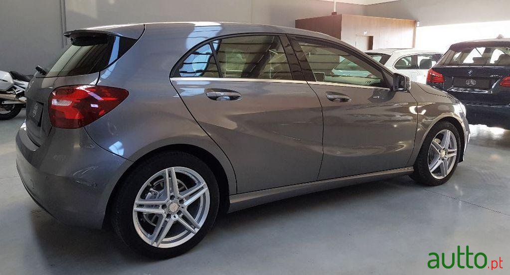 2016' Mercedes-Benz A-180 Cdi - Syle photo #2