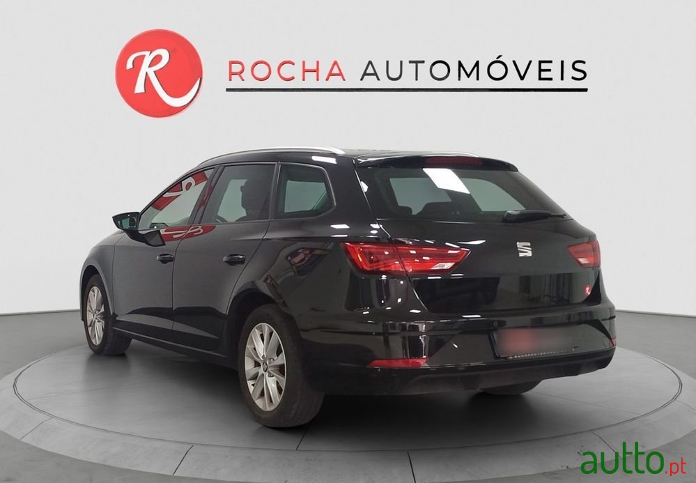 2020' SEAT Leon St photo #6