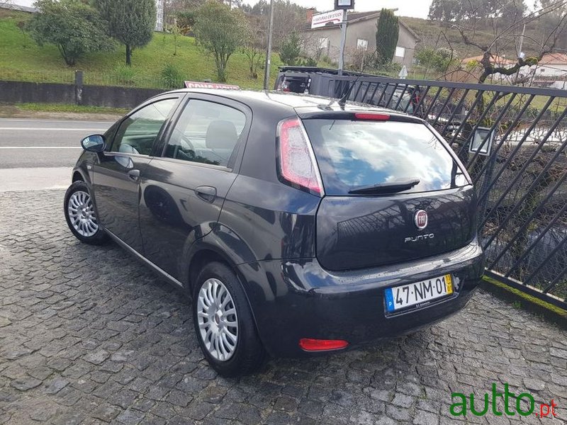 2013' Fiat Grande Punto photo #3