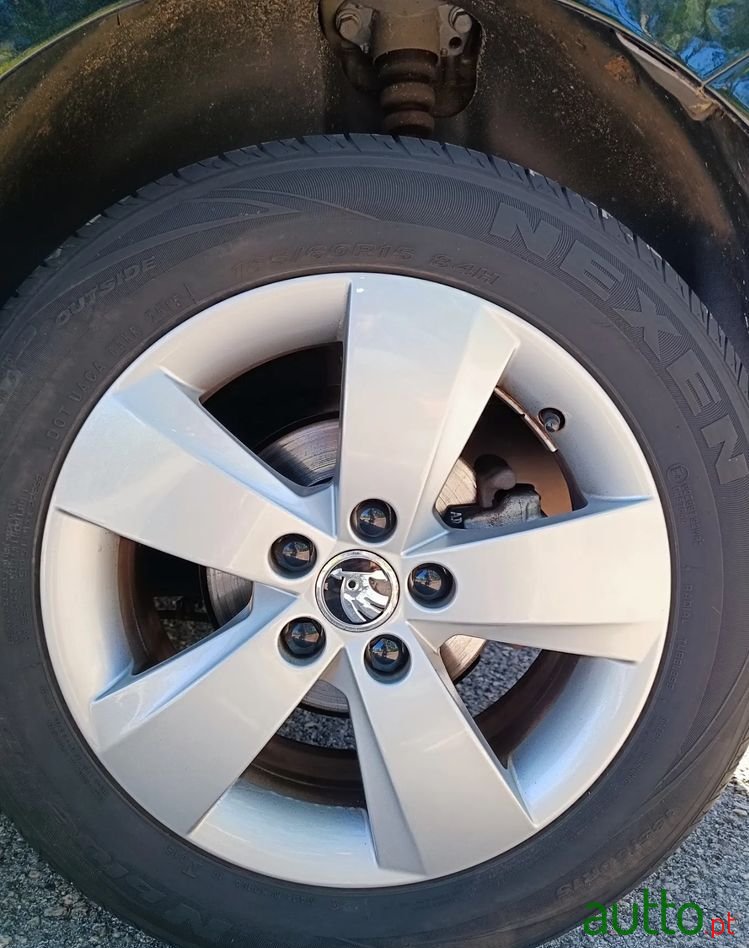 2015' Skoda Fabia 1.2 Tsi Style photo #6