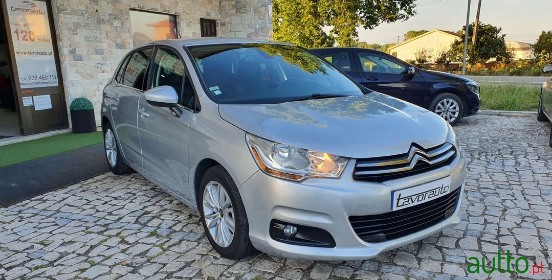 2014' Citroen C4 photo #2