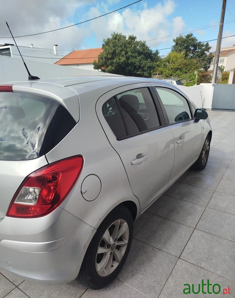 2014' Opel Corsa 1.2 Enjoy S/S 117G photo #4