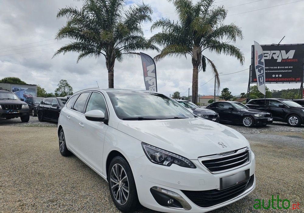 2017' Peugeot 308 Sw photo #1