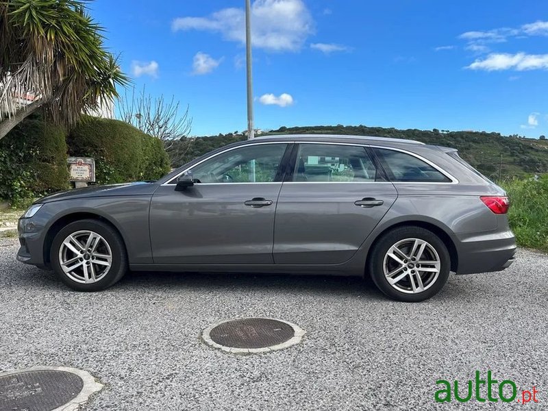 2021' Audi A4 Avant photo #2