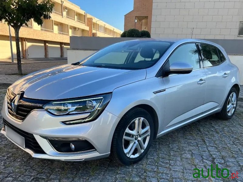 2018' Renault Megane photo #1