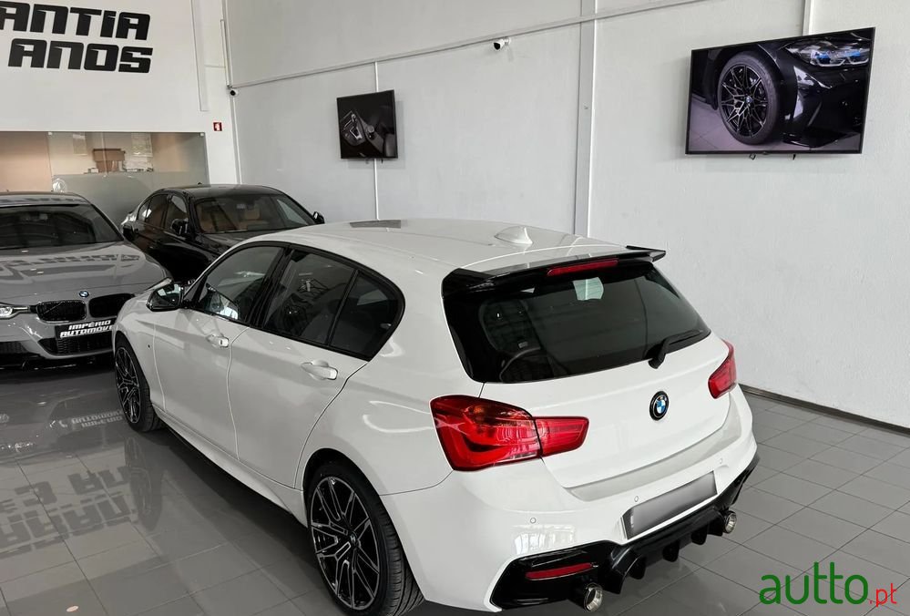 2017' BMW Série 1 I Pack M photo #6