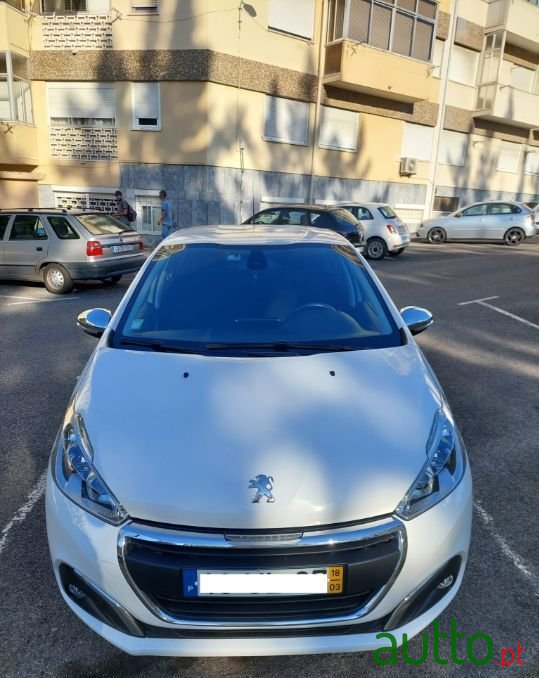 2018' Peugeot 208 photo #3