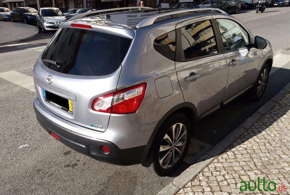 2010' Nissan Qashqai 1.5Dci Tekna Premium 18 photo #2