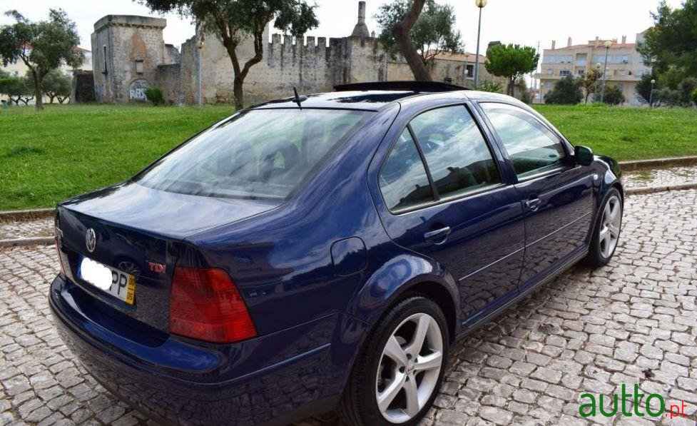 2000' Volkswagen Bora photo #1