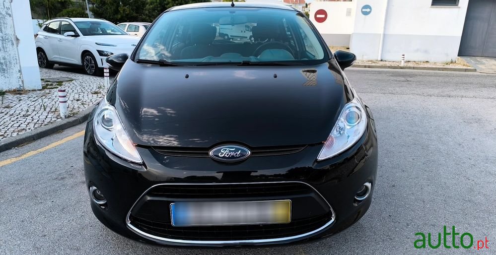 2010' Ford Fiesta 1.25 Titanium photo #4