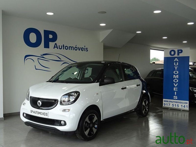 2019' Smart Forfour photo #1