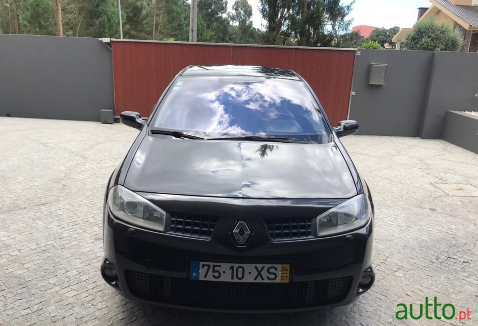 2004' Renault Megane Sport photo #5