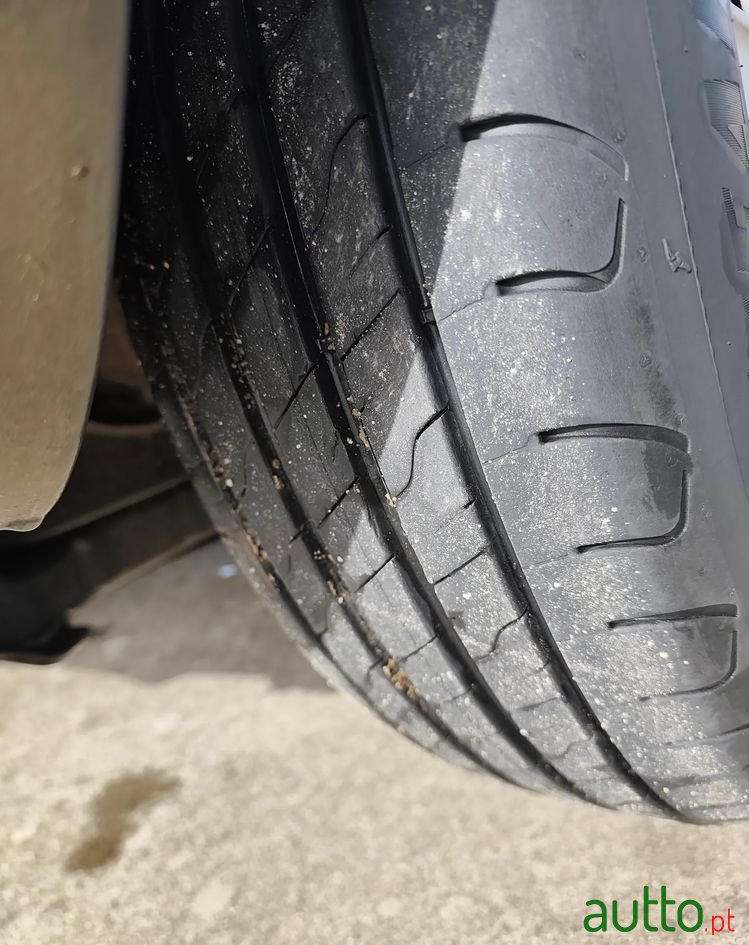 2002' Hyundai Santa Fe photo #5