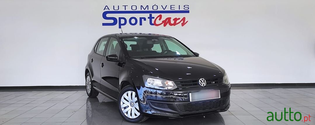 2010' Volkswagen Polo photo #3