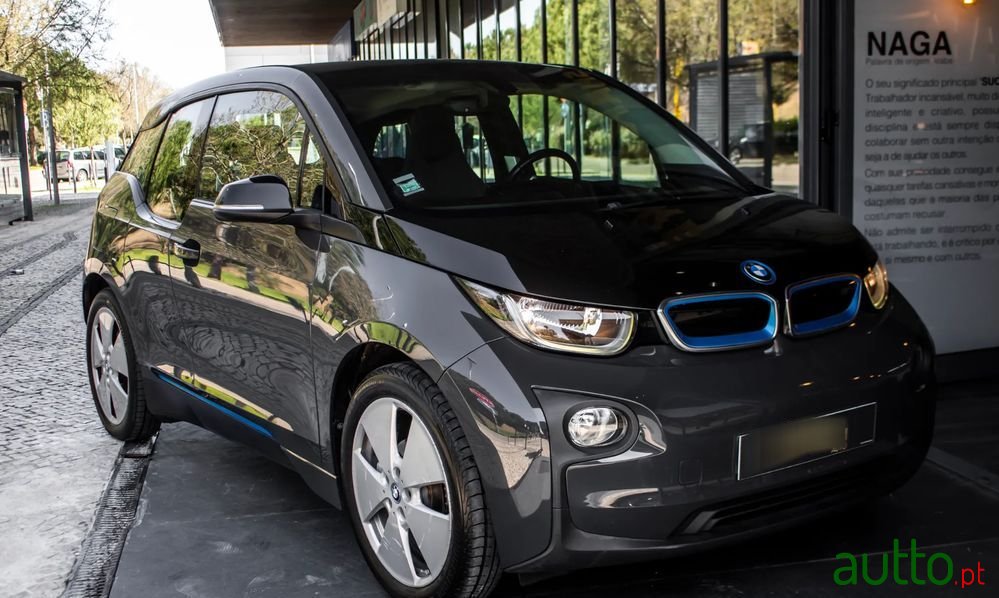 2015' BMW Série I Standard photo #6