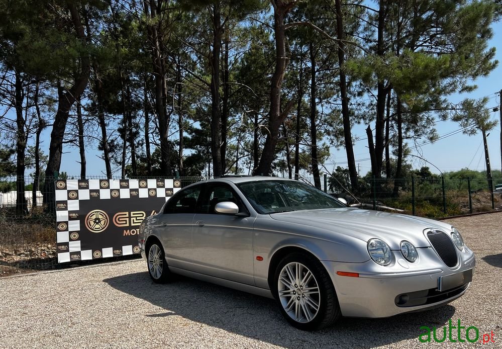 2004' Jaguar S-Type photo #3