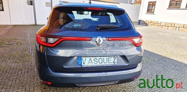 2018' Renault Megane Sport Tourer photo #5