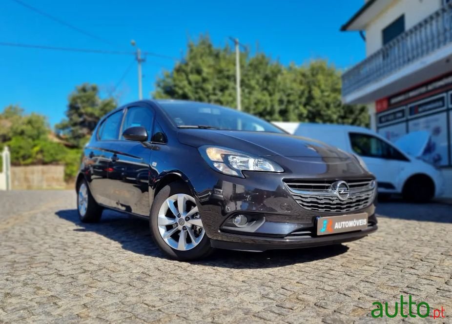 2016' Opel Corsa photo #1