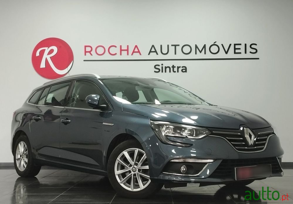 2018' Renault Megane Sport Tourer photo #3