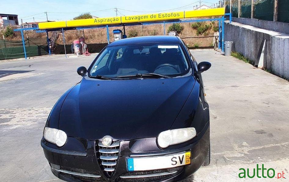2002' Alfa Romeo 147 photo #1