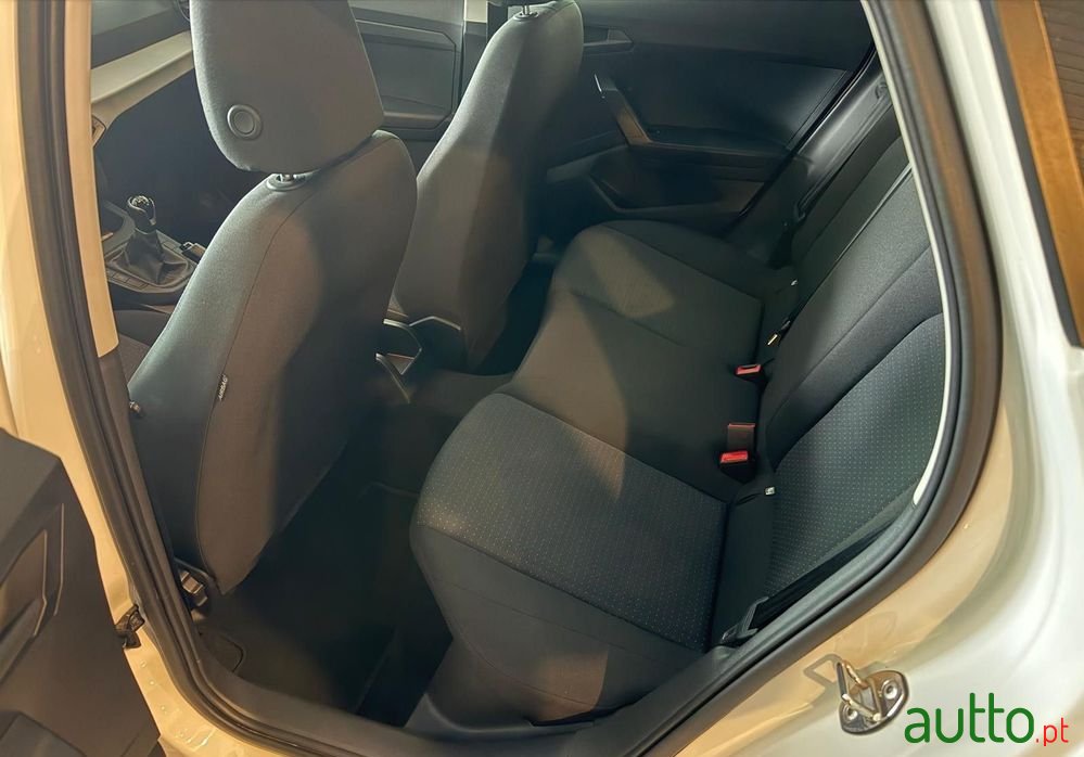 2021' SEAT Ibiza 1.0 Tsi Style photo #5