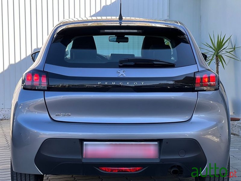 2022' Peugeot 208 photo #5