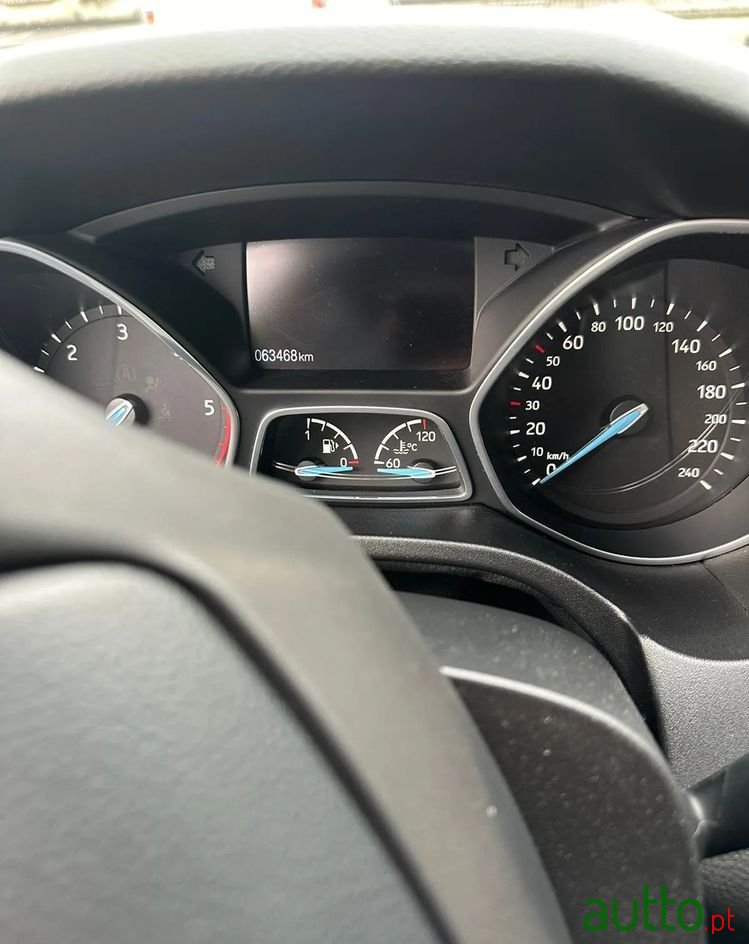 2017' Ford Focus Sw photo #6