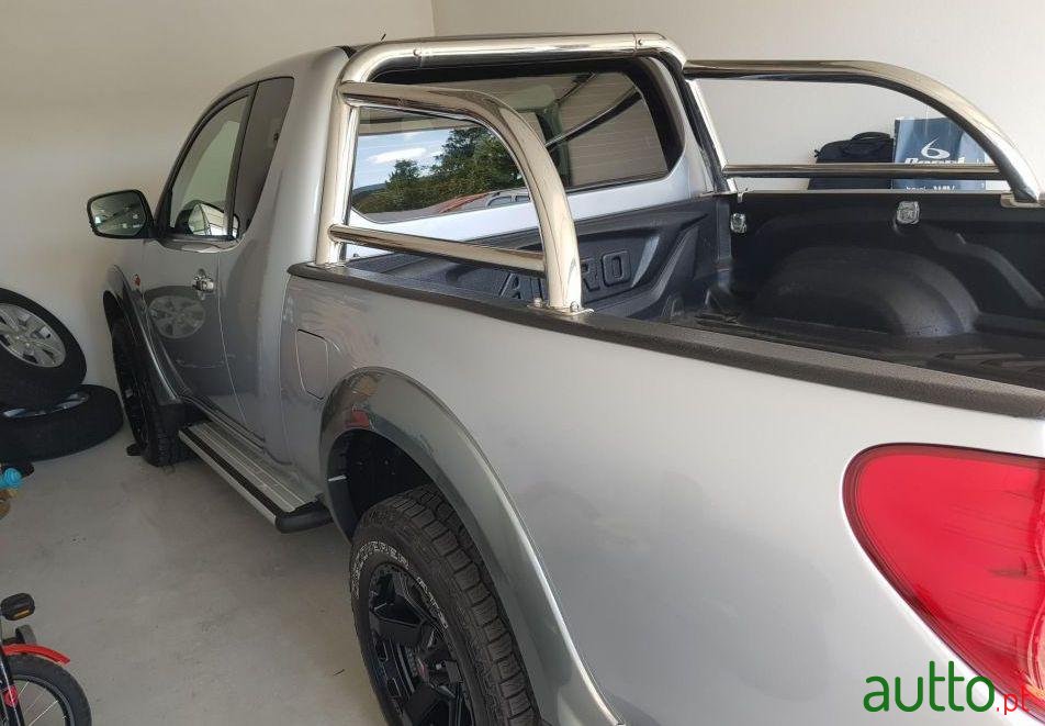 2007' Mitsubishi L200 Strakar Nacional photo #2