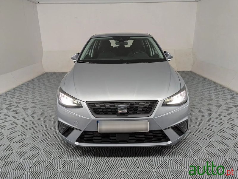 2022' SEAT Ibiza 1.0 Tsi Style Dsg photo #3