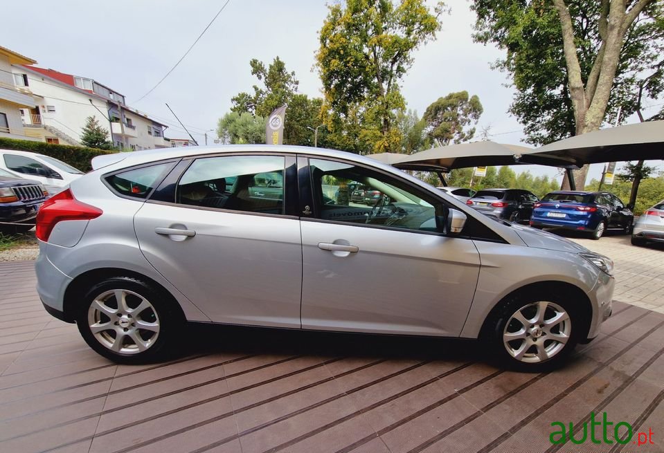 2013' Ford Focus photo #4