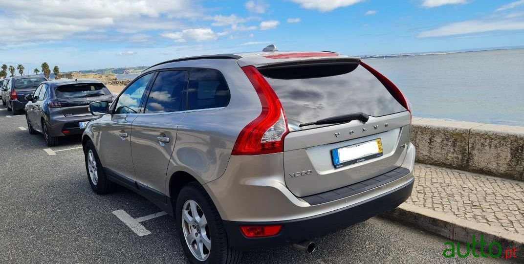 2010' Volvo Xc-60 photo #3