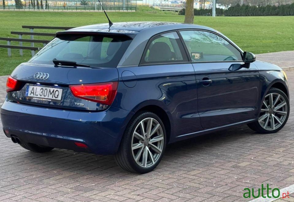 2012' Audi A1 photo #3