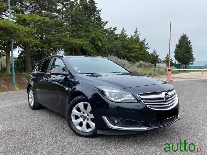 2014' Opel Insignia Sportback photo #2