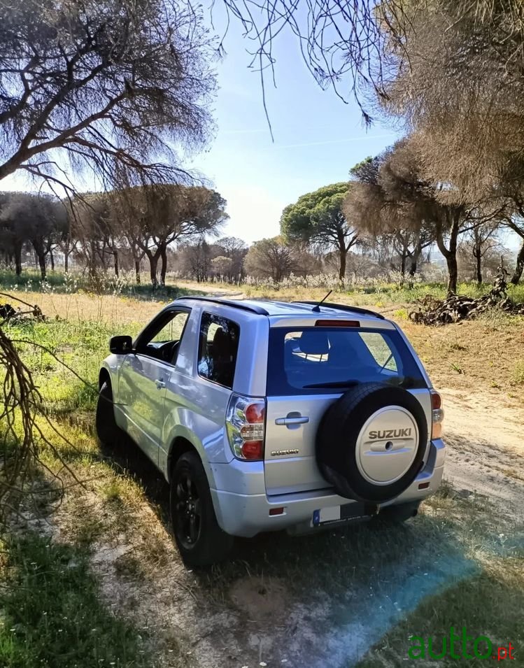 2008' Suzuki Grand Vitara photo #4