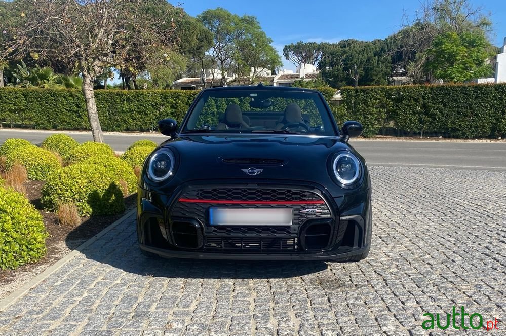 2021' MINI John Cooper Works photo #2