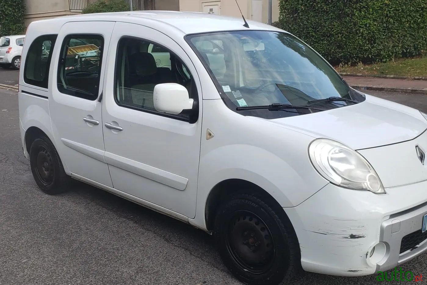 2011' Renault Kangoo photo #3