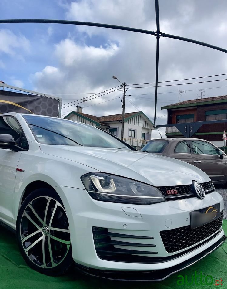 2014' Volkswagen Golf 2.0 Tdi Gtd photo #5