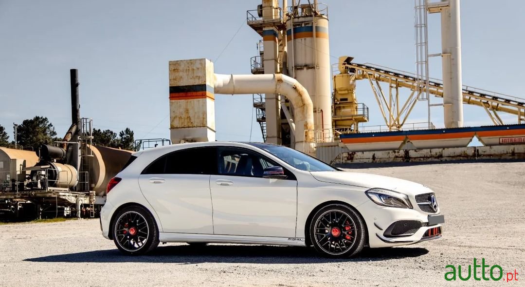 2016' Mercedes-Benz A-180 photo #1