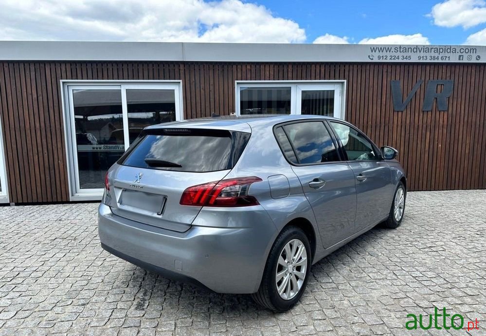 2018' Peugeot 308 photo #6