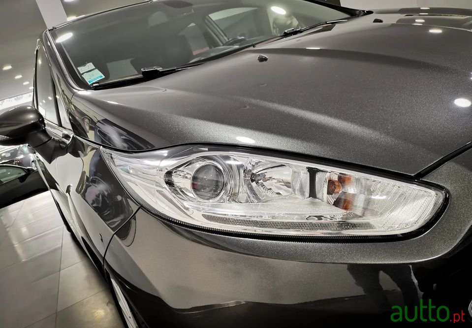 2017' Ford Fiesta photo #6