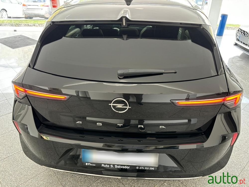 2022' Opel Astra 1.2 T Elegance photo #4