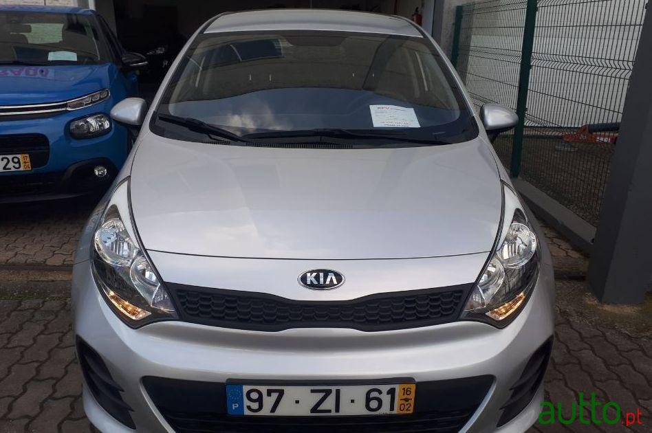 2016' Kia Rio photo #1