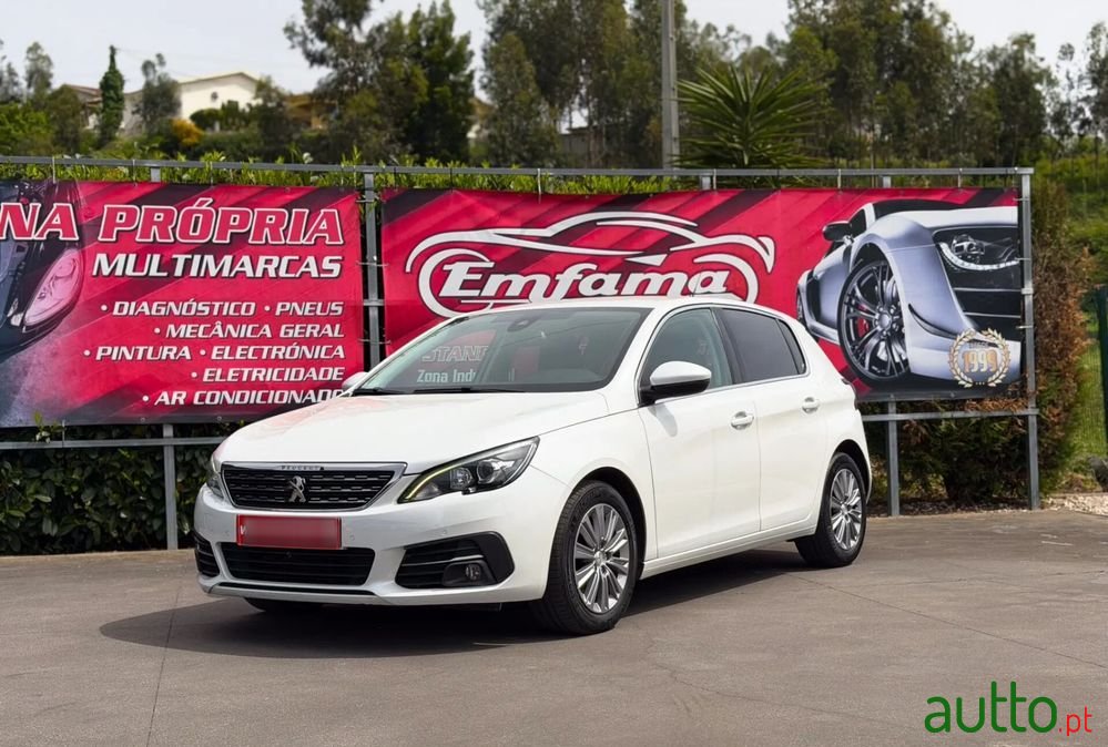 2021' Peugeot 308 1.5 Bluehdi Active photo #5