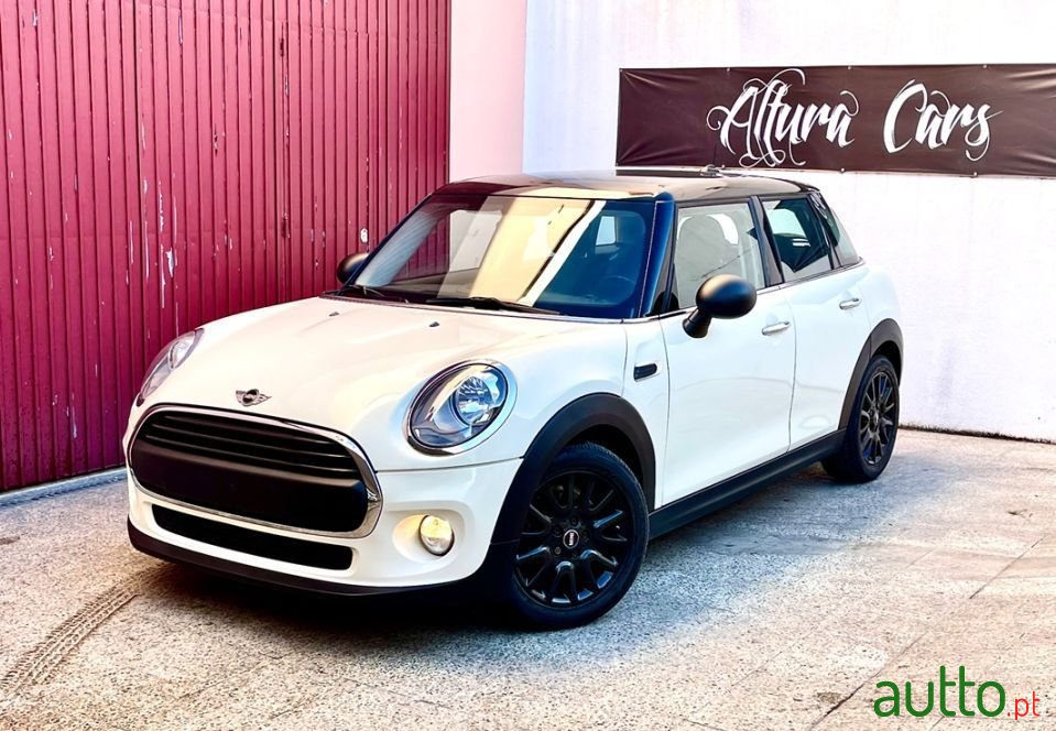 2015' MINI One photo #1