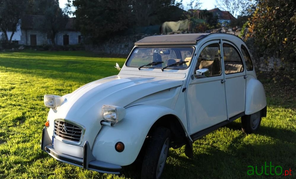 1984' Citroen 2Cv photo #1