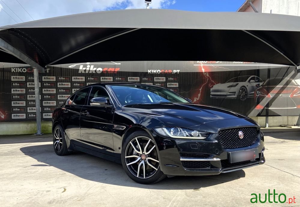2016' Jaguar XE 20D Aut. Prestige photo #1