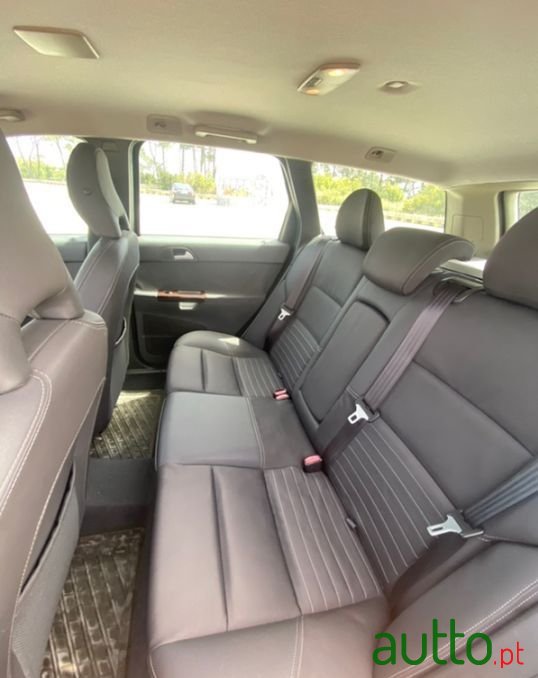 2005' Volvo V50 1.6-D photo #5