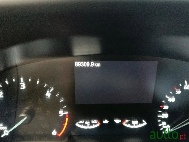 2020' Ford Focus Sw photo #3